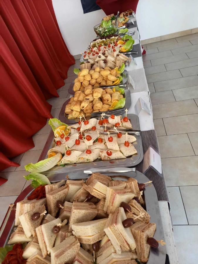 Hotel Ulmer Stuben מראה חיצוני תמונה
